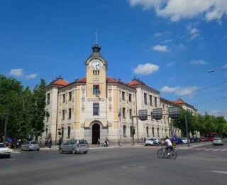 Nis
