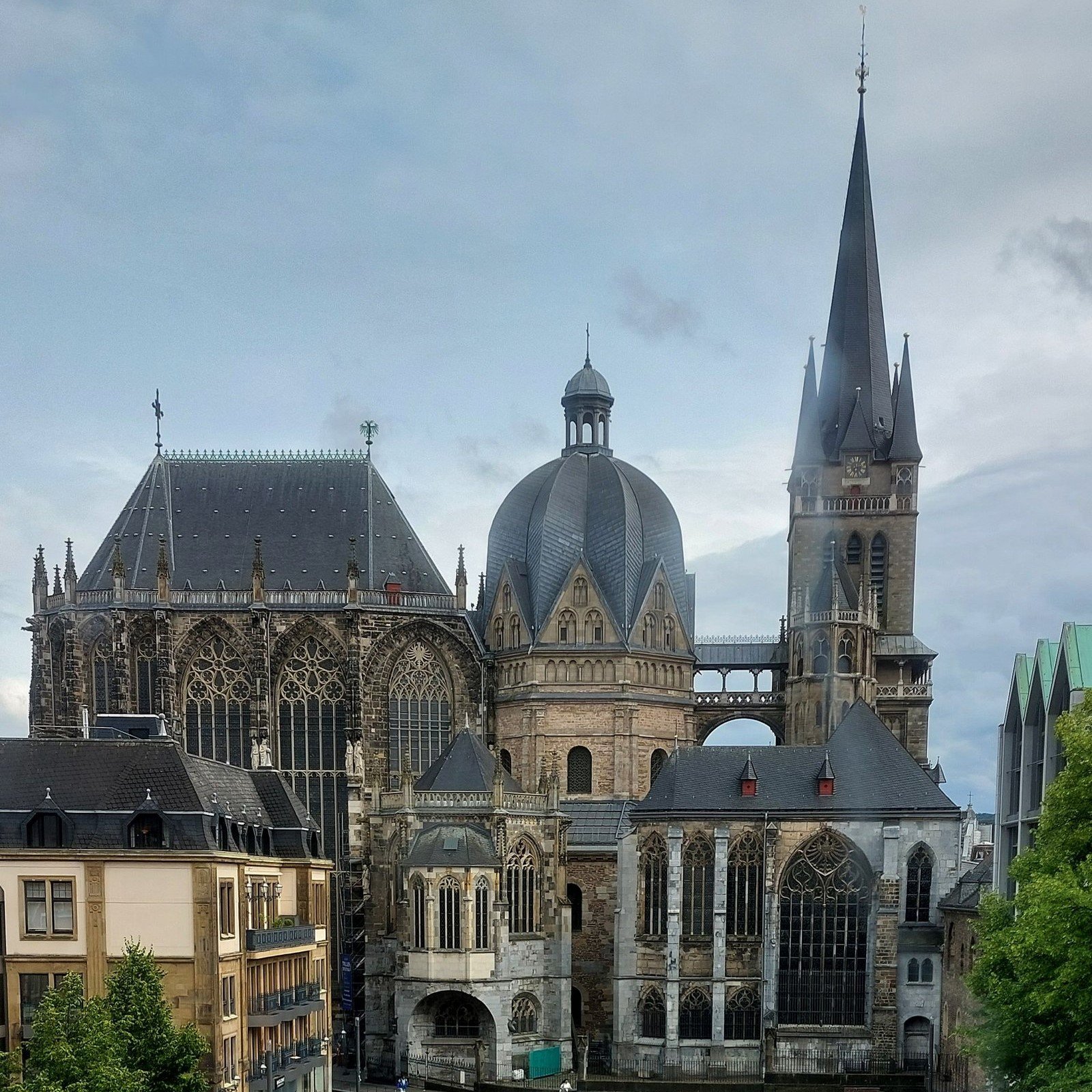 Aachen Ningbo E-Yuwang temple